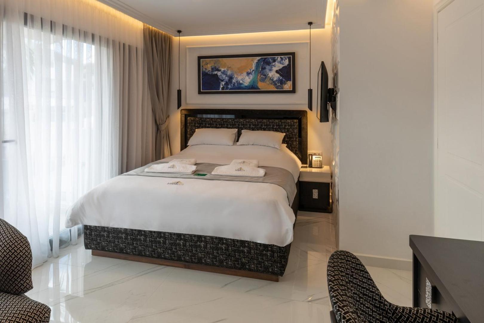 Lazar Lux Suites - Ammoudara Amoudara  객실 사진